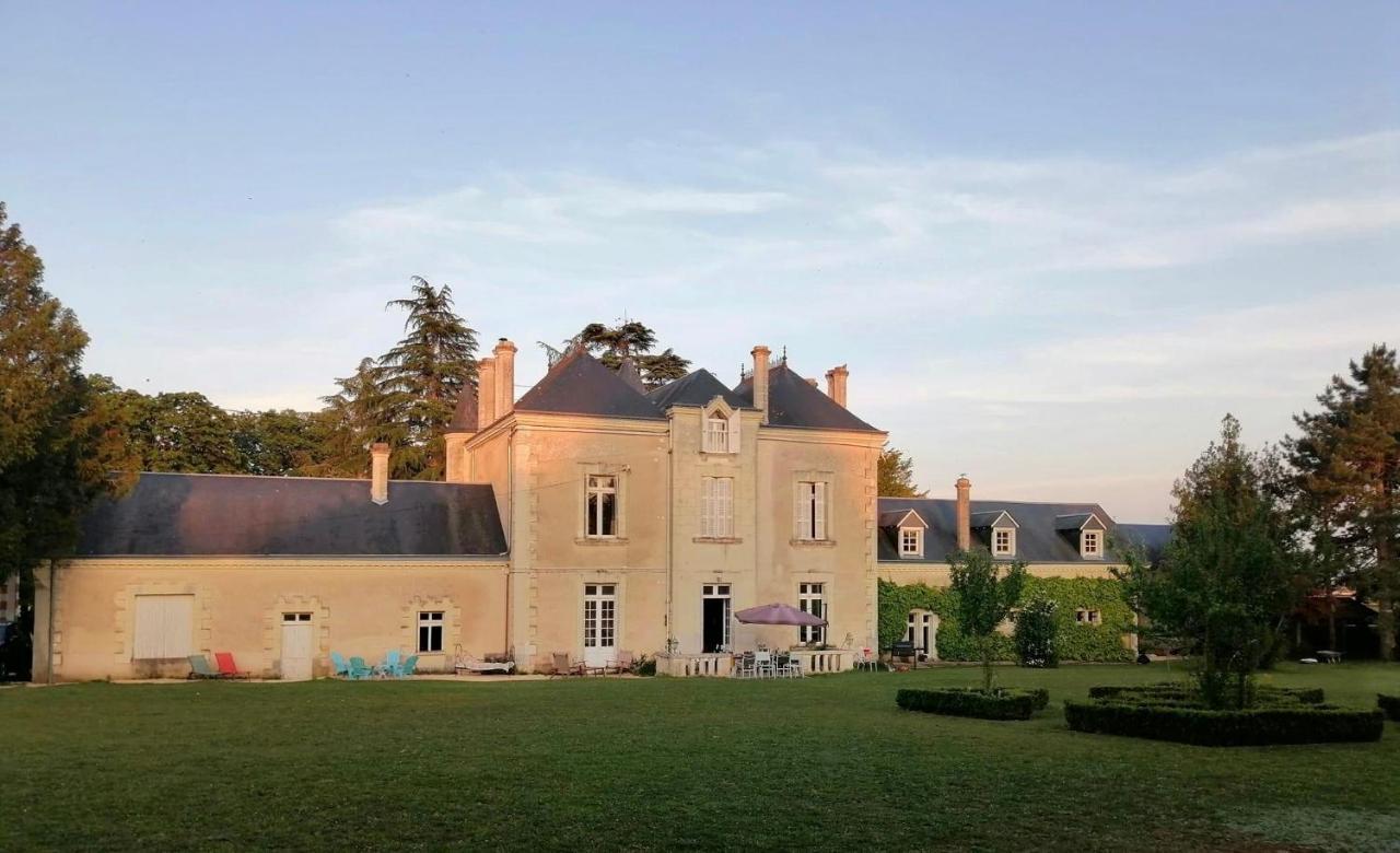 Le Chateau De Leugny Oiron Eksteriør bilde
